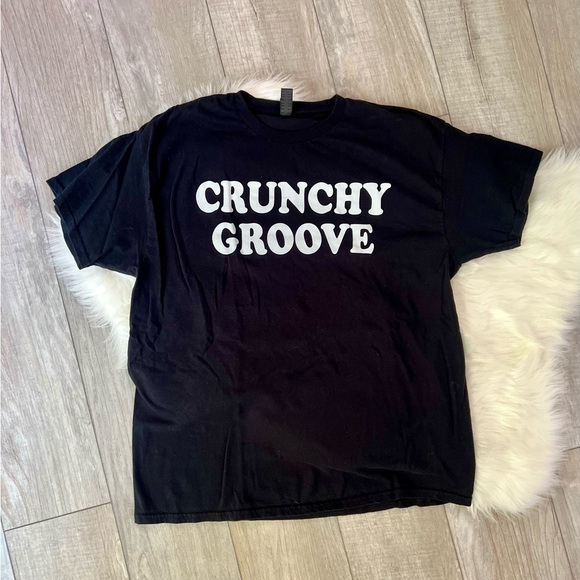 GILDAN | Black “Crunchy Groove” Unisex T-Shirt (XL) - Picture 1 of 4